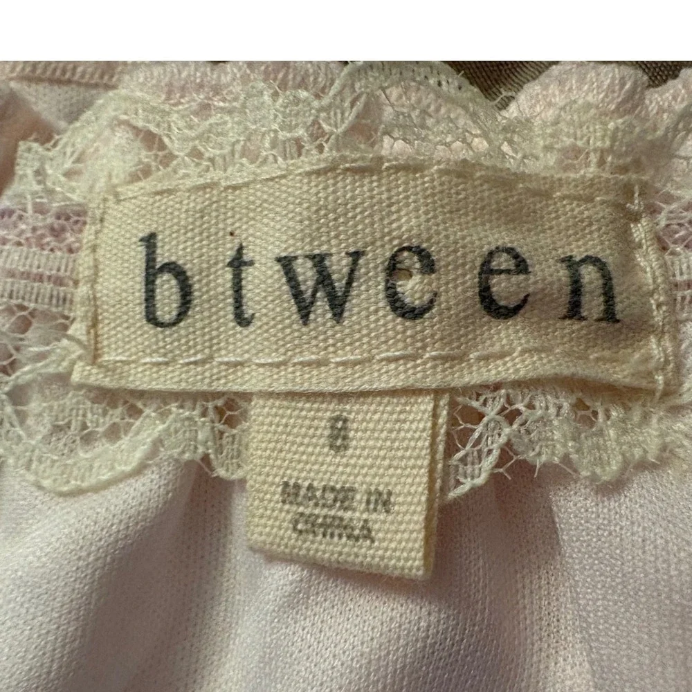 Btween Girls Pink Eyelet 2-Piece Set Puff Sleeve Top and Tiered Skirt Size 8 - Picture 2 of 5